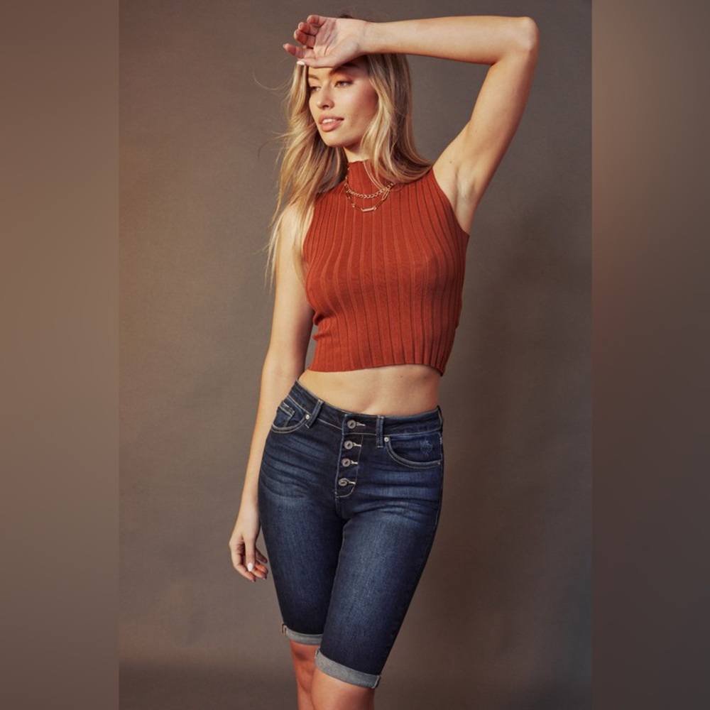 Kancan stretch cuffed Bermuda shorts